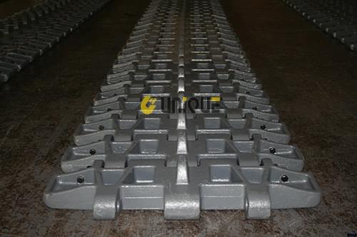 Crawler crane parts  Track shoes
