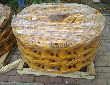 Bulldozer parts track link assembly